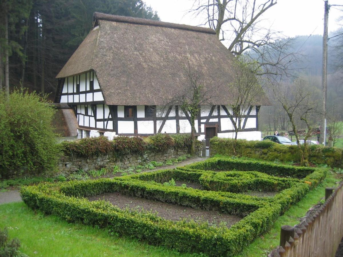 Urlaub Im Naturgarten Apartment Bergneustadt Exterior photo